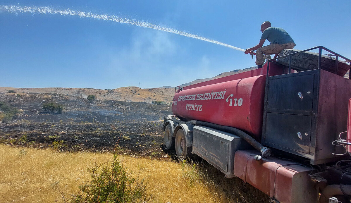 Tunceli'de iki farklı alanda yangın! Tunceli'de iki farklı alanda yangın!