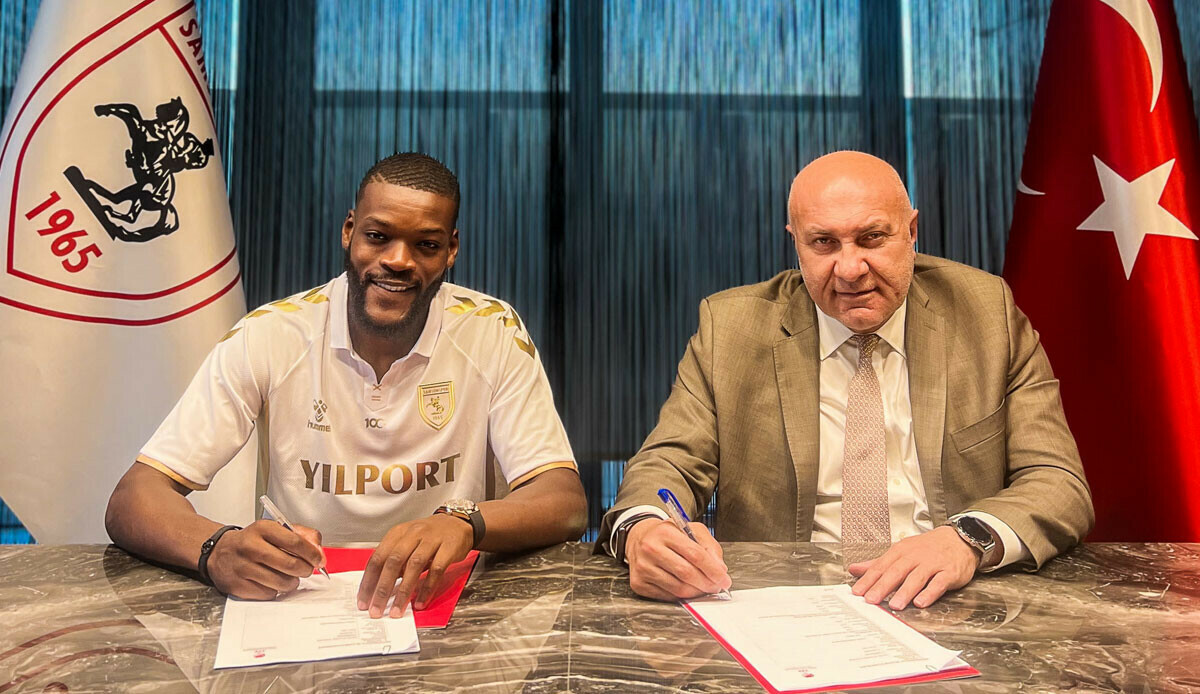 Olivier Ntcham resmen Samsunspor'da! Kamerunlu orta sahadan 3 yıllık imza Olivier Ntcham resmen Samsunspor'da! Kamerunlu orta sahadan 3 yıllık imza