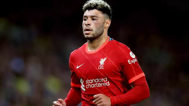 Alex Oxlade-Chamberlain İstanbul'a geliyor! Beşiktaş İngiliz milli oyuncuyla anlaştı Alex Oxlade-Chamberlain İstanbul'a geliyor! Beşiktaş İngiliz milli oyuncuyla anlaştı