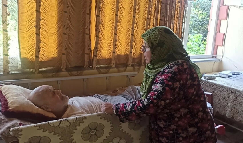 Tek isteği eşinin mutluluğu! 17 senedir bebek gibi bakıyor: Bacağını kesilmekten kurtardı
