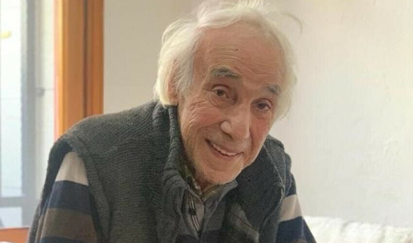 Asena’nın baba acısı... Cenazede ayakta durmakta güçlük çekti Asena’nın baba acısı... Cenazede ayakta durmakta güçlük çekti