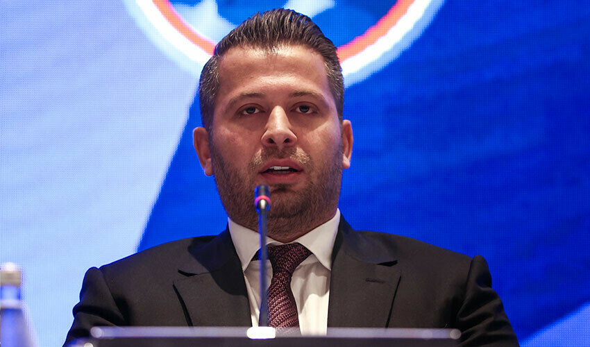 Başakşehir'in yeni isim sponsoru Rams oldu Başakşehir'in yeni isim sponsoru Rams oldu