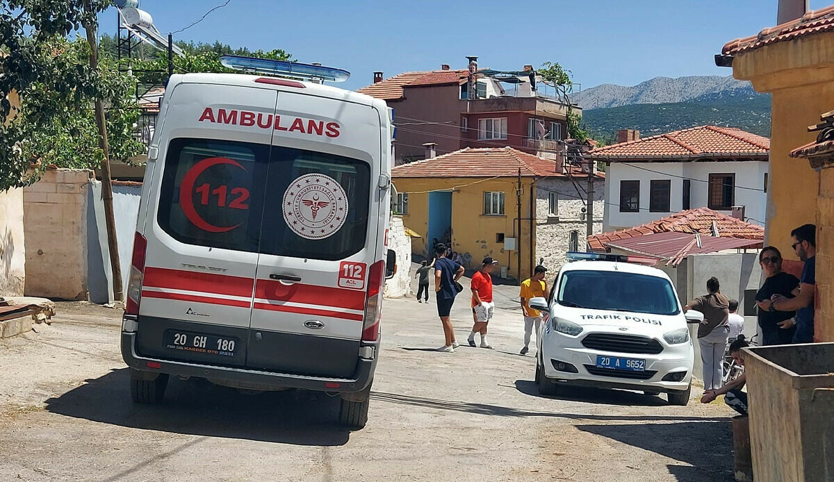 Eşini ve 4 yaşındaki üvey oğlunu katleden adam ceza evinde intihar etti Eşini ve 4 yaşındaki üvey oğlunu katleden adam ceza evinde intihar etti