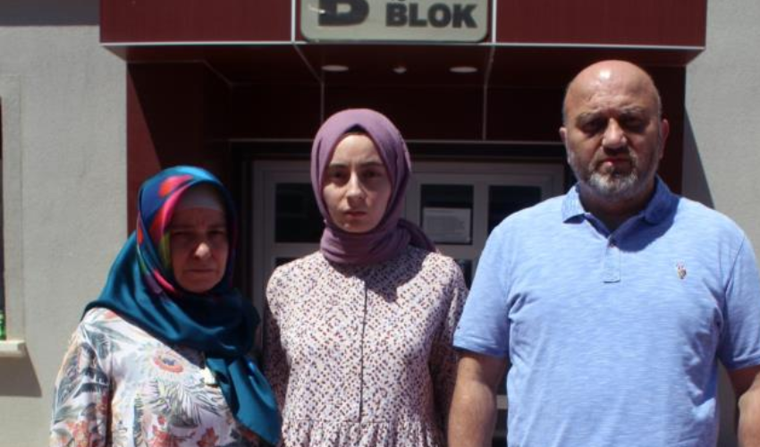 Komşusunu dövmek için boksör çağırdı: Babayı dövdüler, kızını yerlerde sürüklediler Komşusunu dövmek için boksör çağırdı: Babayı dövdüler, kızını yerlerde sürüklediler