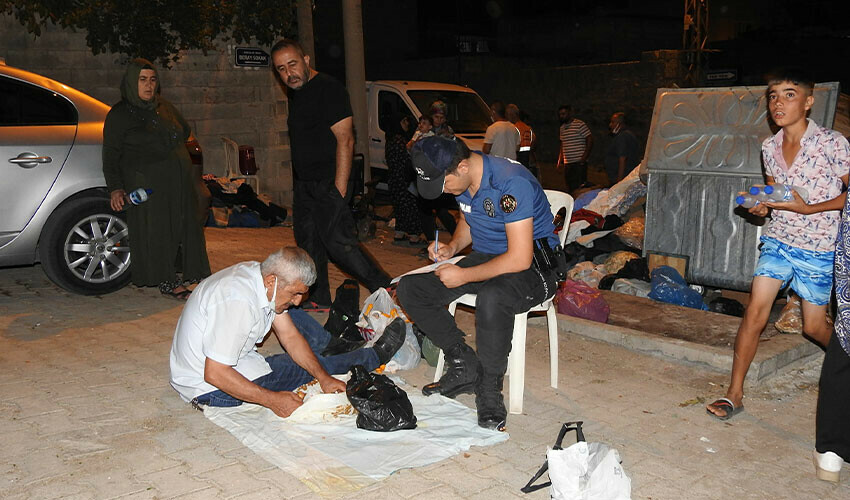 Ölü bulunan yaşlı adamın evinden çıkanlar akıllara durgunluk verdi