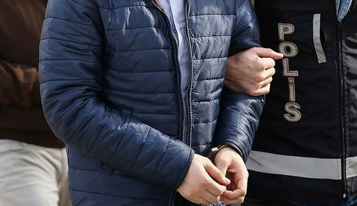 Bartın'da firari FETÖ hükümlüsü yakalandı! Kıskıvrak yakalandı Bartın'da firari FETÖ hükümlüsü yakalandı! Kıskıvrak yakalandı