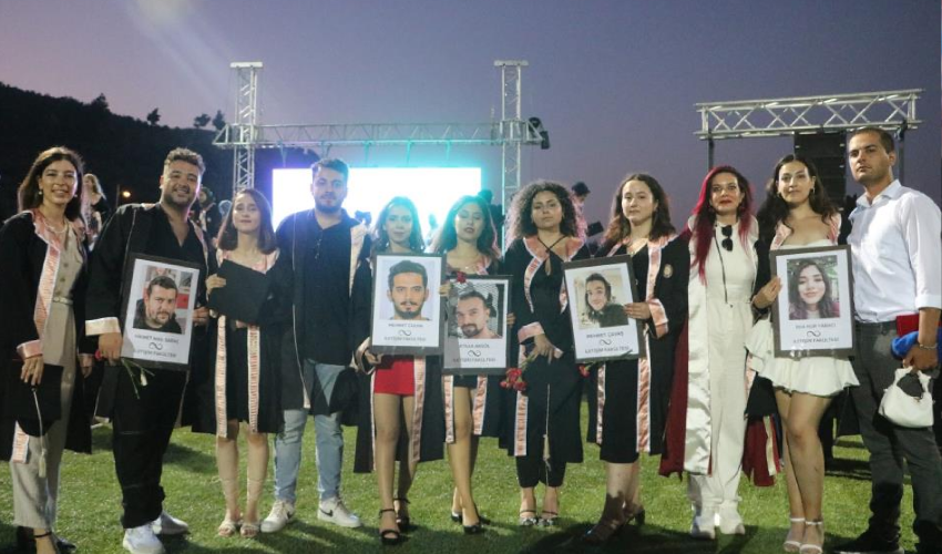 Hatay'da buruk mezuniyet töreni: Sevinemiyoruz