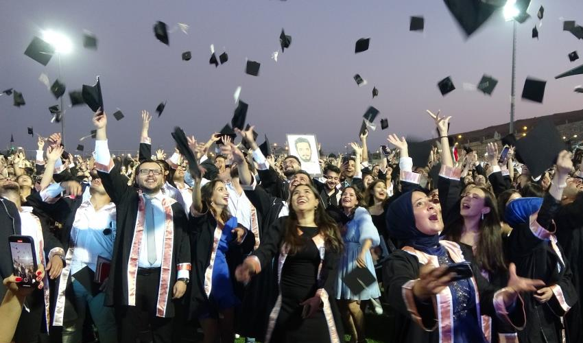 Hatay'da buruk mezuniyet töreni: Sevinemiyoruz