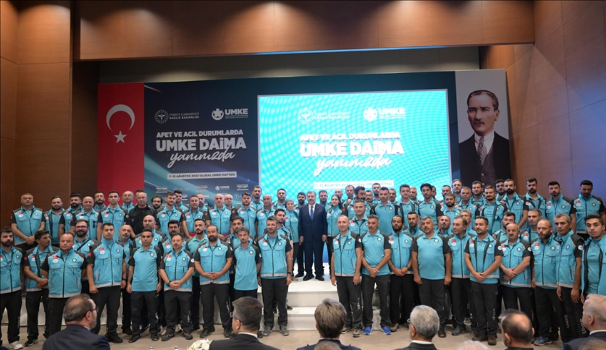 Bakan Koca duyurdu: UMKE Atak artık arama kurtarma faaliyetlerinde kullanılacak Bakan Koca duyurdu: UMKE Atak artık arama kurtarma faaliyetlerinde kullanılacak