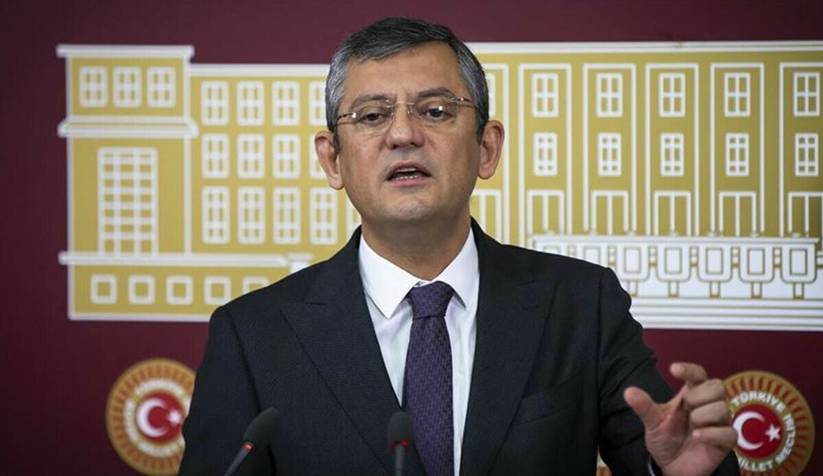Genel başkanlık için Anadolu turuna çıkacağı konuşuluyordu… Özgür Özel’den istifa iddialarına açıklama!