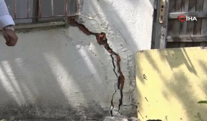 Evlerin içi rampa gibi: Burada kalmak büyük cesaret ister Evlerin içi rampa gibi: Burada kalmak büyük cesaret ister