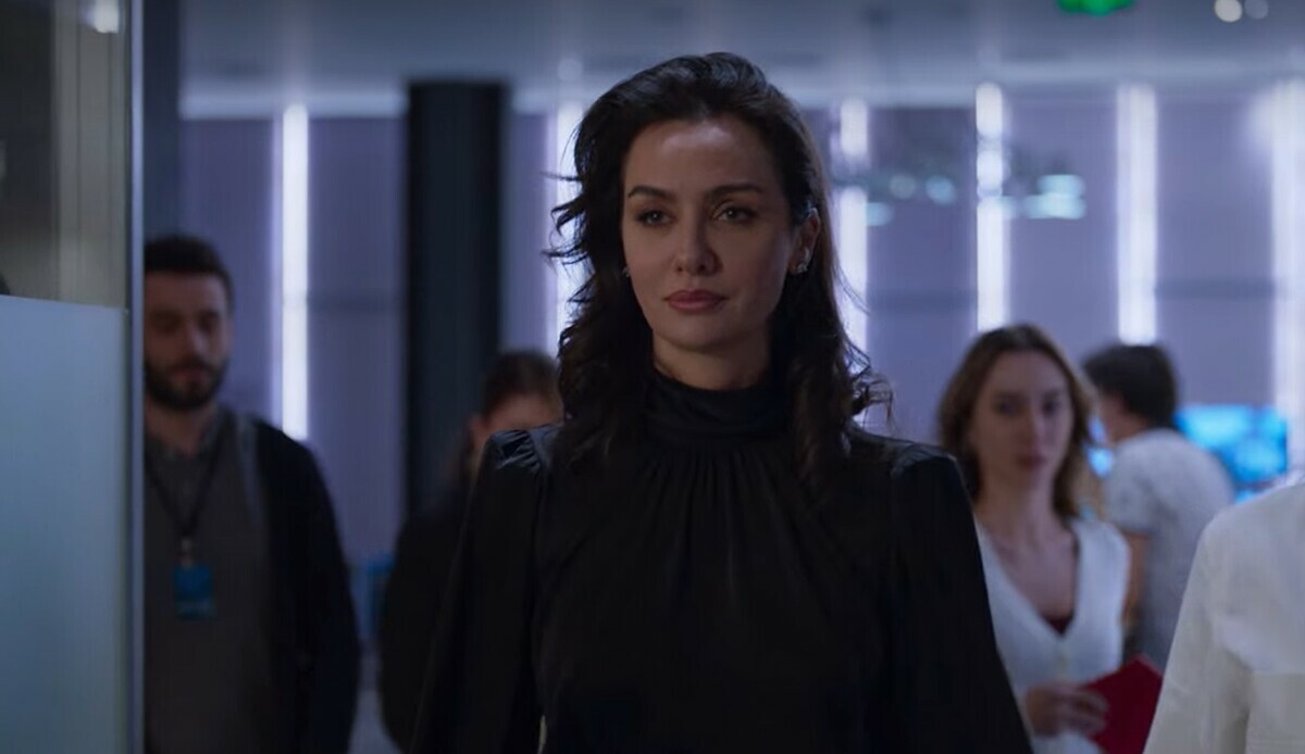 Kuş Uçuşu dizisiyle ses getiren Birce Akalay&#039;dan yeni dizi! Anlaşmalar tamam…