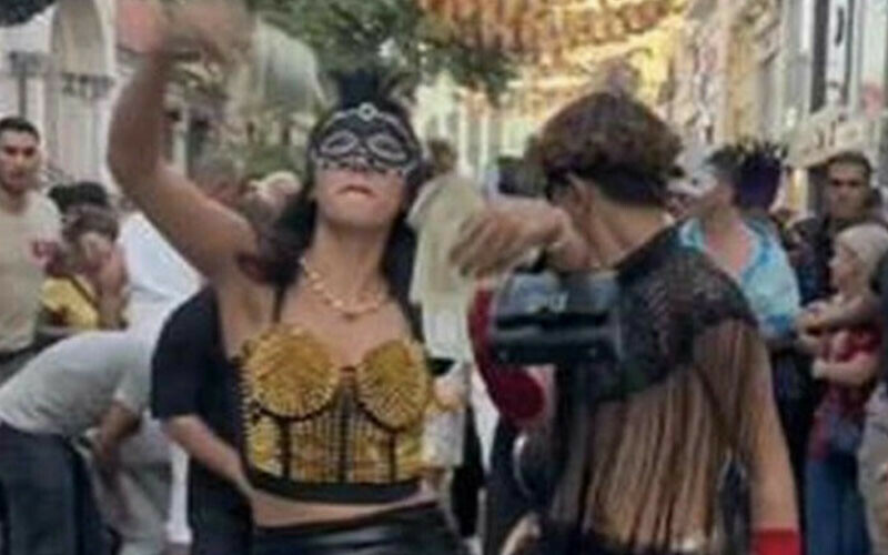 Beyoğlu’nda dolar saçanlara gözaltı