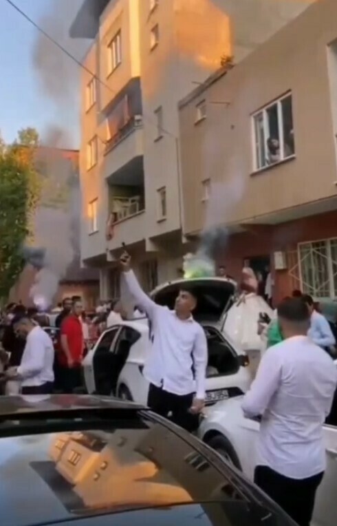 Bursa-düğün-havaya ateş