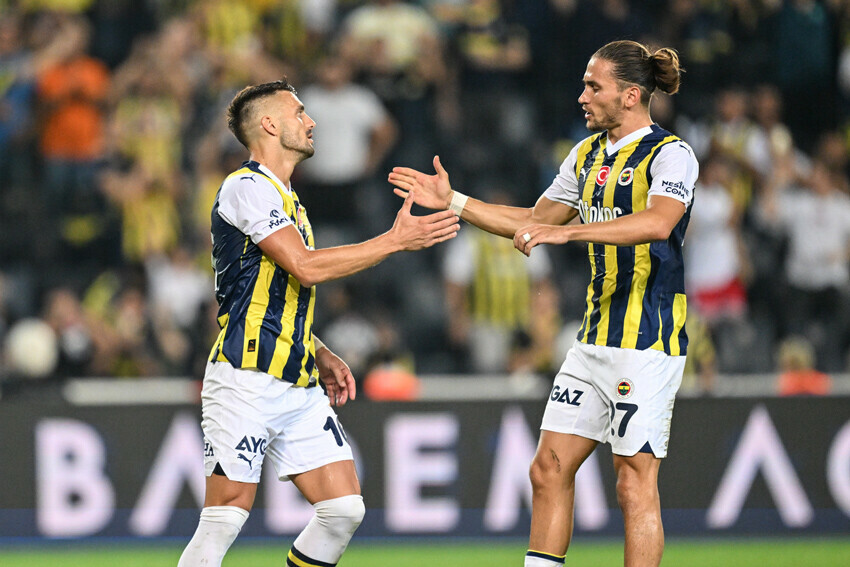 Fener tam yol ileri: Kadıköy'de avantajı kaptı