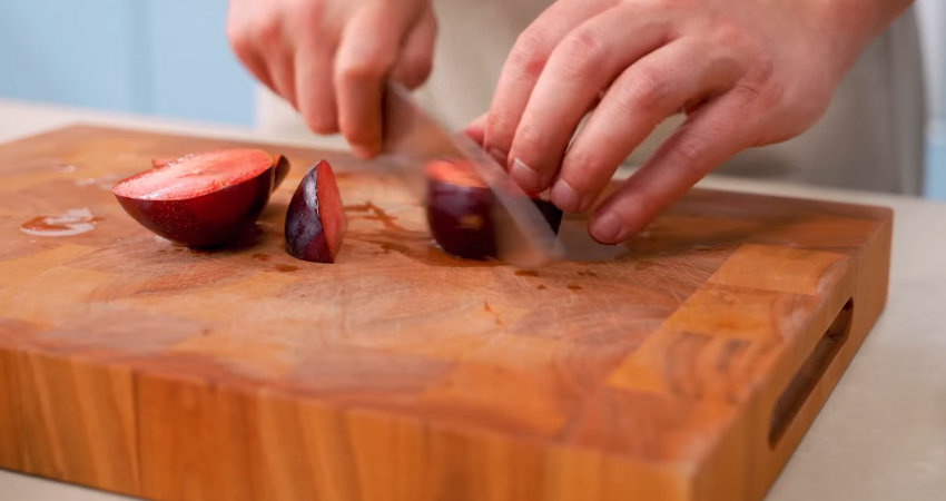 Evde gazoz yapılır mı demeyin! Hem pratik hem de lezzetli erik gazozu tarifi
