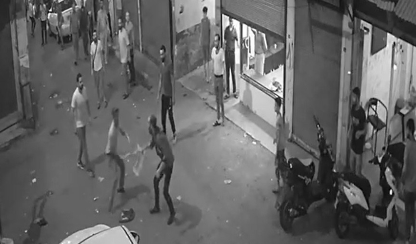 Satırlar, bıçaklar havada uçuştu: Meydan savaşı anbean kameralara yansıdı