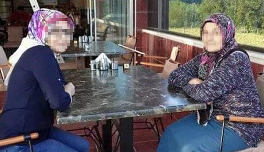 Zonguldak'ta vahşet! Cinnet getiren kadın, anne ve anneannesini baltayla parçaladı: Uzuvları camdan dışarı attı Zonguldak'ta vahşet! Cinnet getiren kadın, anne ve anneannesini baltayla parçaladı: Uzuvları camdan dışarı attı - 1. Resim