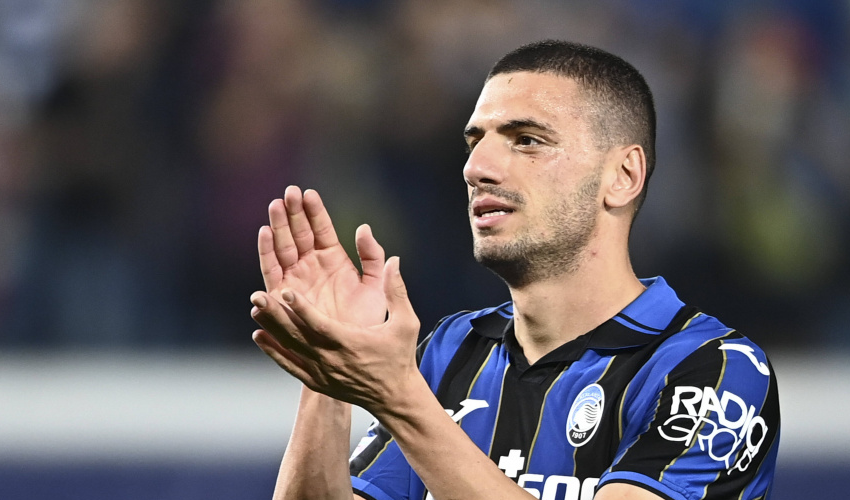 Fenerbahçe'de Merih Demiral sesleri: İstanbul'a davet edildi