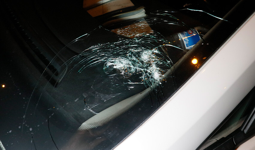 Adeta film sahnesi gibi kovalamaca: Ehliyeti olmadığı için kaçtı yine de yakalandı