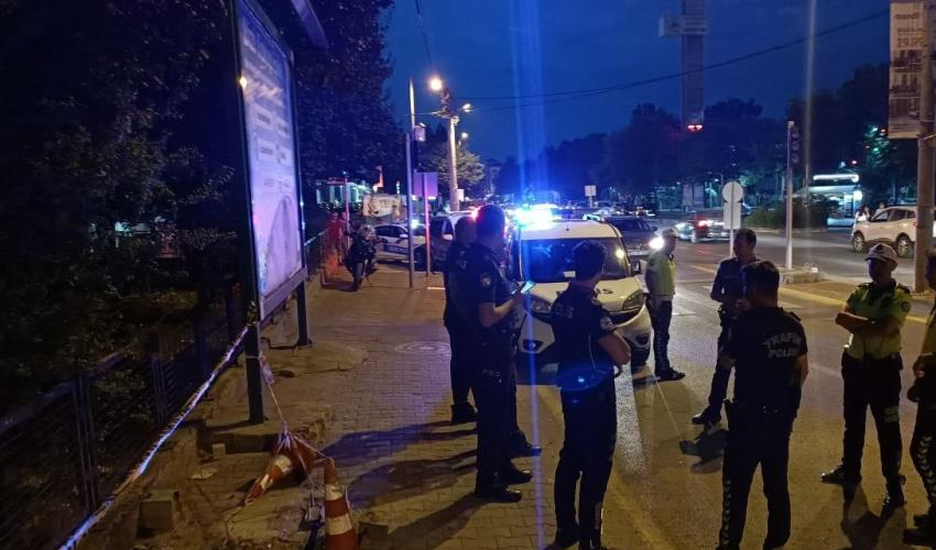 Zincir markette klima patladı: 2 metre fırlayan işçi ağır yaralı Zincir markette klima patladı: 2 metre fırlayan işçi ağır yaralı