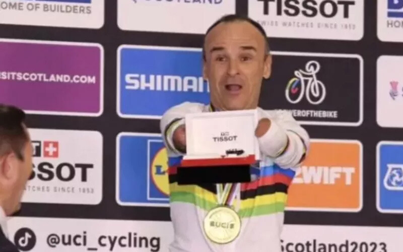 D&uuml;nya Bisiklet Şampiyonası'nda 3 altın madalya kazanan ampute sporcu Ricardo Ten Argiles