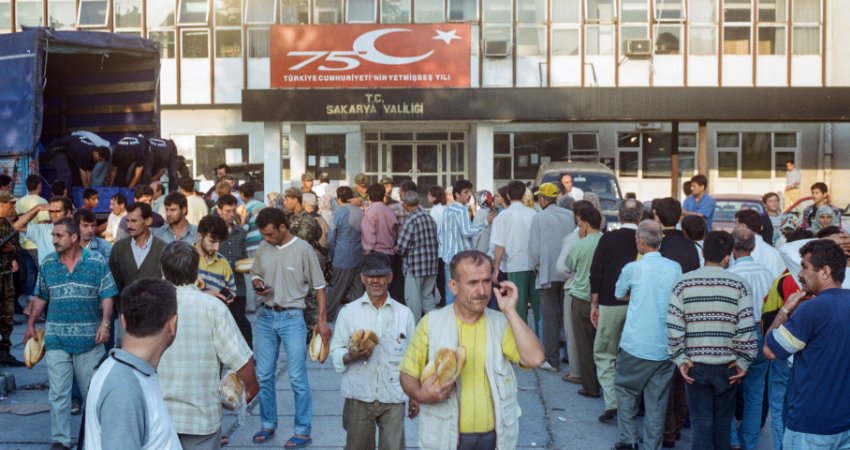 17 AĞUSTOS MARMARA GÖLCÜK DEPREMİ | 17 Ağustos depremi kaç yılında oldu? Gölcük depremi kaç şiddetinde oldu? 17 AĞUSTOS MARMARA GÖLCÜK DEPREMİ | 17 Ağustos depremi kaç yılında oldu? Gölcük depremi kaç şiddetinde oldu?