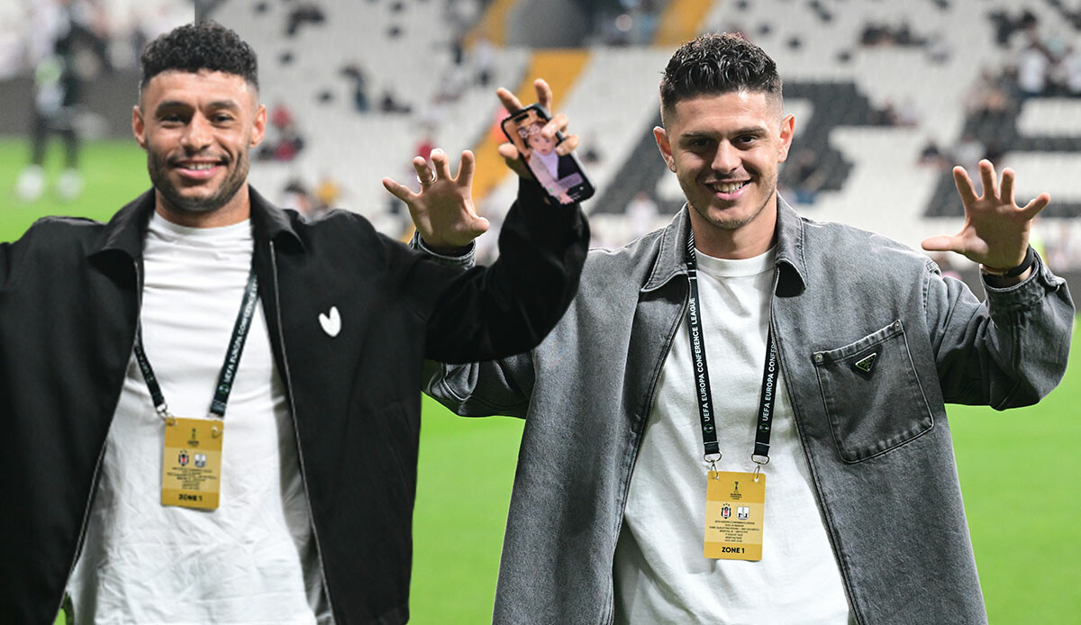 Alex Oxlade-Chamberlain ve Milot Rashica Beşiktaş tribünlerini selamladı Alex Oxlade-Chamberlain ve Milot Rashica Beşiktaş tribünlerini selamladı