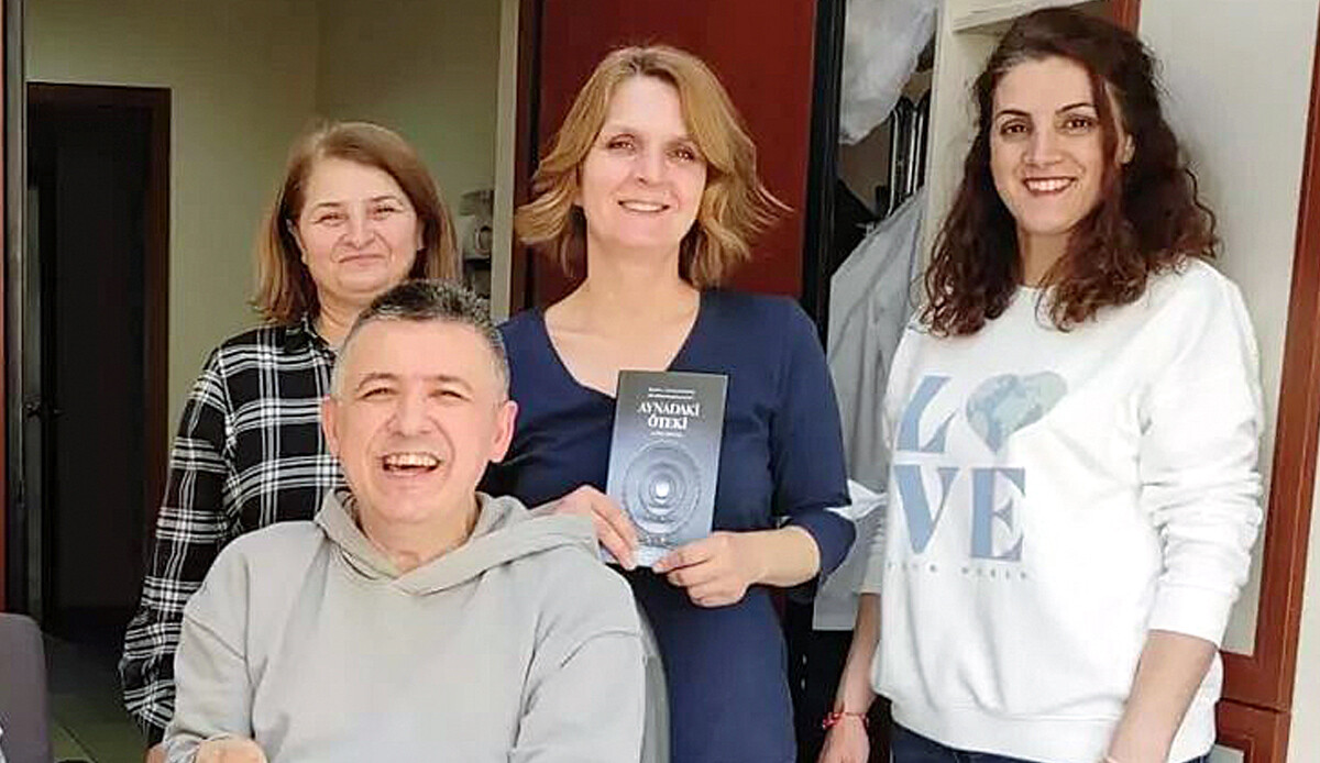 İlkokulu 1 yıl okudu, 5 kitap yazdı İlkokulu 1 yıl okudu, 5 kitap yazdı
