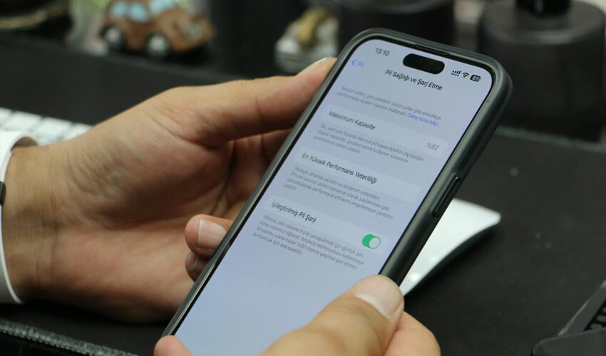 Sıcak havalar telefonunuza zarar verebilir! Uzmanı ideal şarjı açıkladı: Uzun süre bırakmak bataryayı patlatabilir