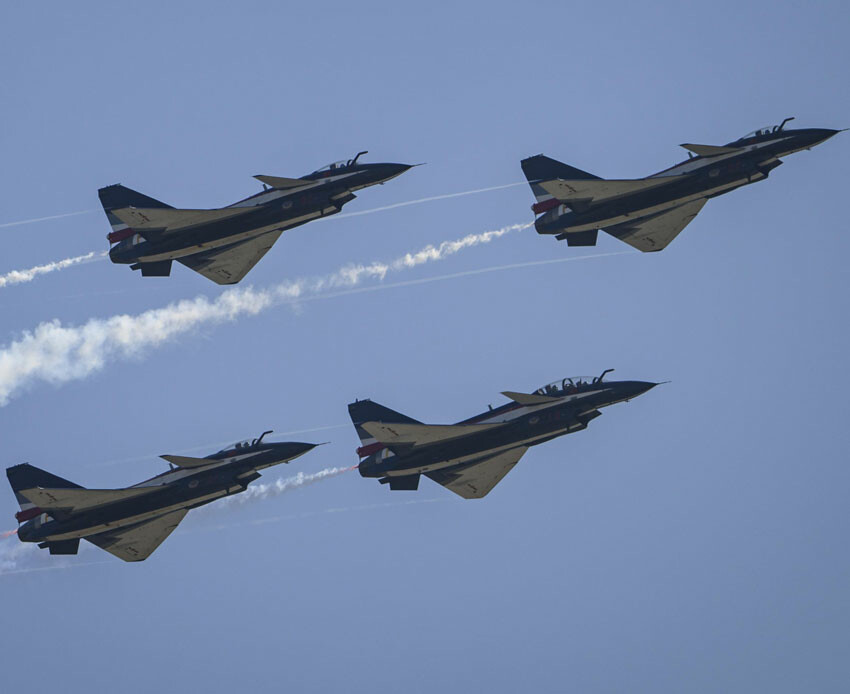 Çin, Tayvan'a ''uyarı'' tatbikatı düzenledi