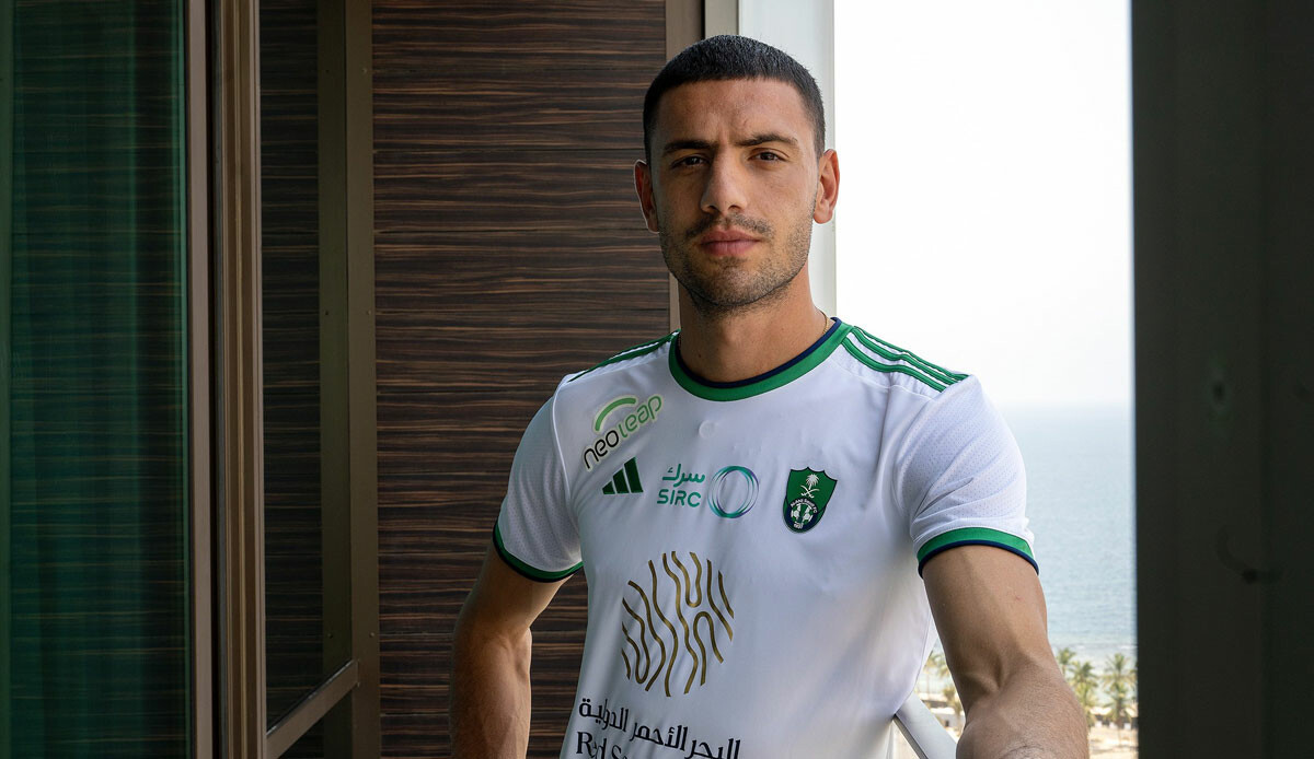 Suudi Arabistan ekibi Al Ahli Merih Demiral'ın transferini açıkladı! Milli stopere yıllık 12 milyon euro Suudi Arabistan ekibi Al Ahli Merih Demiral'ın transferini açıkladı! Milli stopere yıllık 12 milyon euro