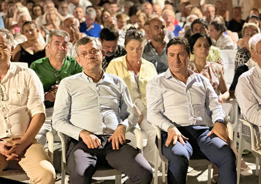 CHP’li Özel değişimde ısrarcı: ‘Ayıp etmiş olur’ dediği Kılıçdaroğlu’na gönderme yaptı: Sıkışınca Atatürk demekle ilerlenemez