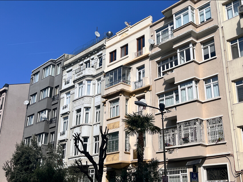 Dönüşümdeki en büyük engel kaçak yapılaşma