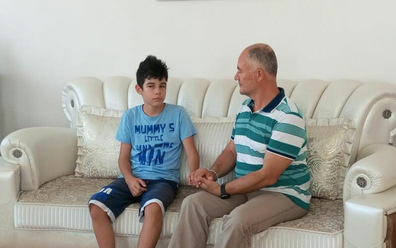 Afyonkarahisar’da feci olay: Salıncakta sallanırken bir anda kanlar içerisinde yere yığıldı Afyonkarahisar’da feci olay: Salıncakta sallanırken bir anda kanlar içerisinde yere yığıldı