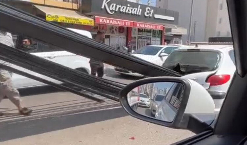 Şans eseri otomobilin arkasında yolcu yoktu, az kalsın facia yaşanıyordu