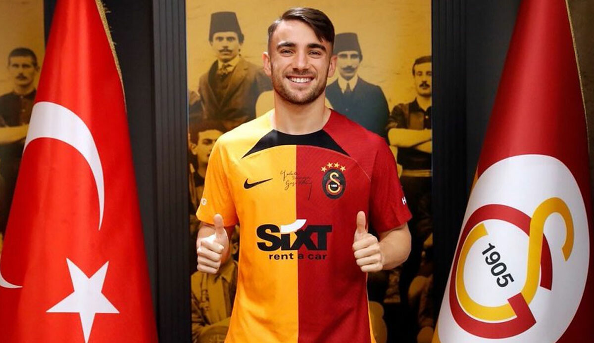 Galatasaray'dan İngiltere'ye transfer! Yunus Akgün 10 milyon Euro'ya satılıyor Galatasaray'dan İngiltere'ye transfer! Yunus Akgün 10 milyon Euro'ya satılıyor