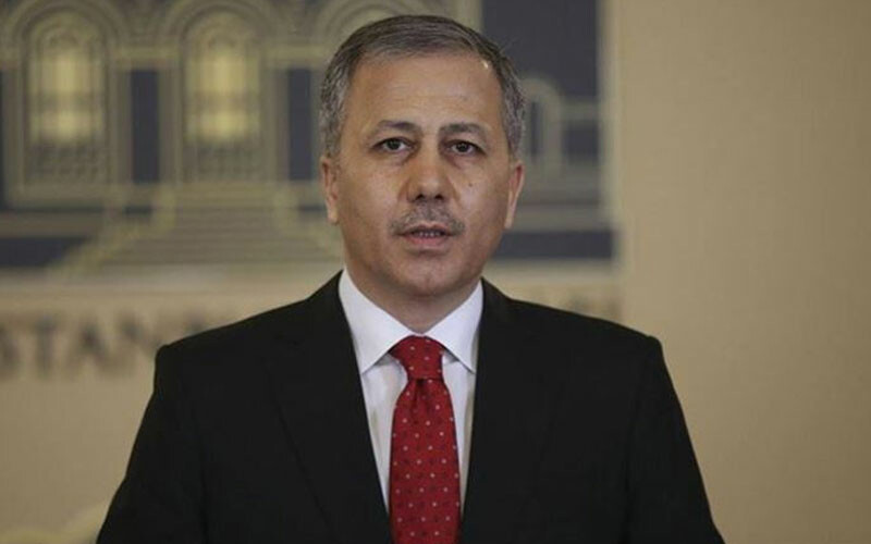 Bakan Yerlikaya son 1 ayda sınır dışı edilen kaçak göçmen sayısını açıkladı Bakan Yerlikaya son 1 ayda sınır dışı edilen kaçak göçmen sayısını açıkladı