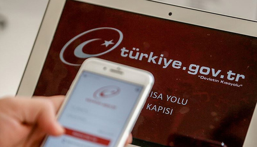 Bakan Fatih Kacır açıkladı: Hac ve Umre'ye gidecekler için dijital hizmetler geliyor e-devlet