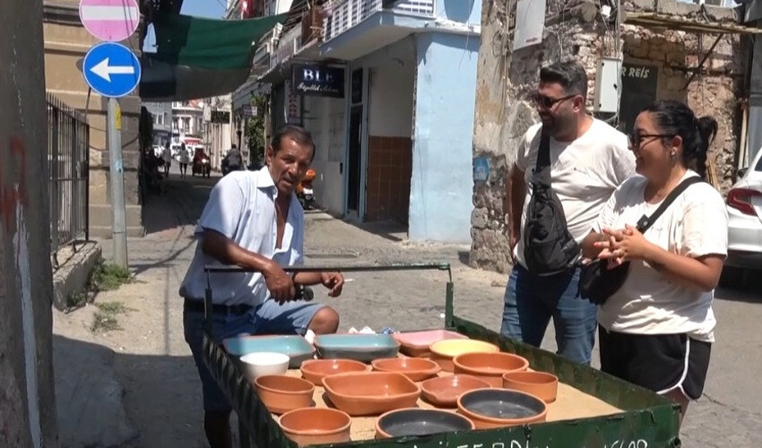 Sattığı ürünleri kötülüyor: Beş para etmeyen şeyler geldi