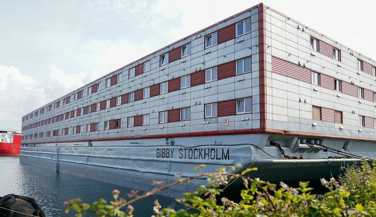 İngiltere&#039;nin göçmen gemisiyle ilgili şok iddia: Salgın hastalıklara neden olacak