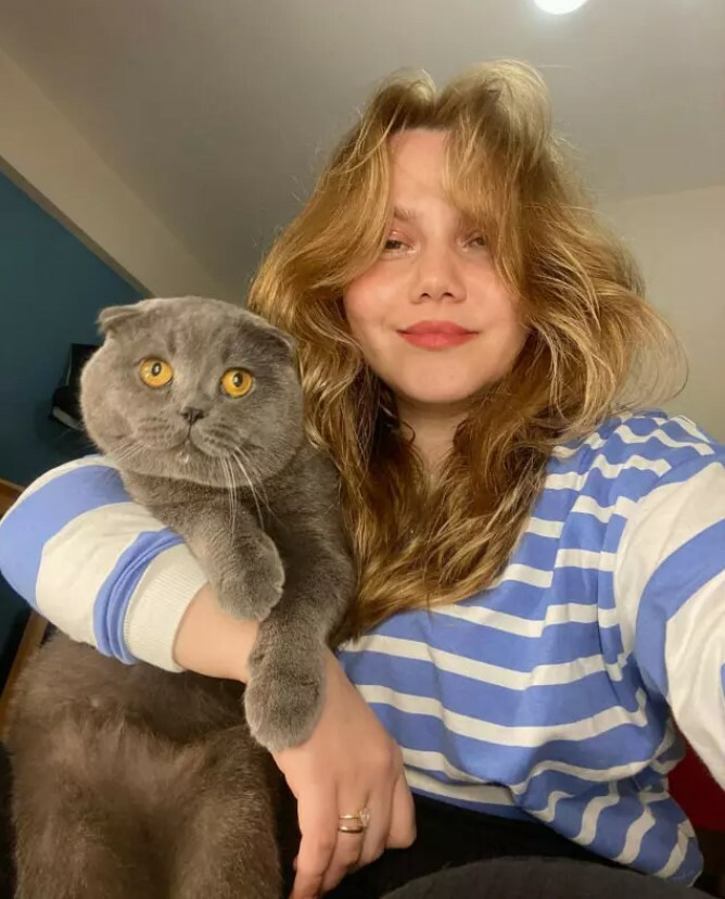 Merve Veziroğlu- youtuber