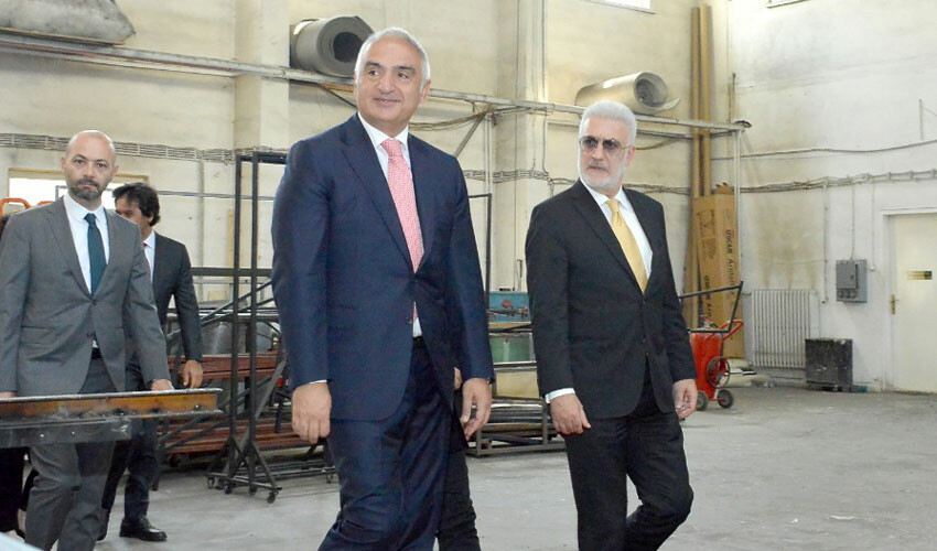 Bakan Ersoy’dan görevine hızlı başlayan Tamer Karadağlı’ya anlamlı ziyaret