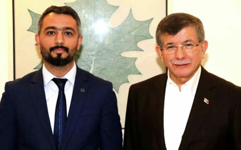 Gelecek Partisi’nde yaprak dökümü: Yönetimiyle birlikte istifa etti