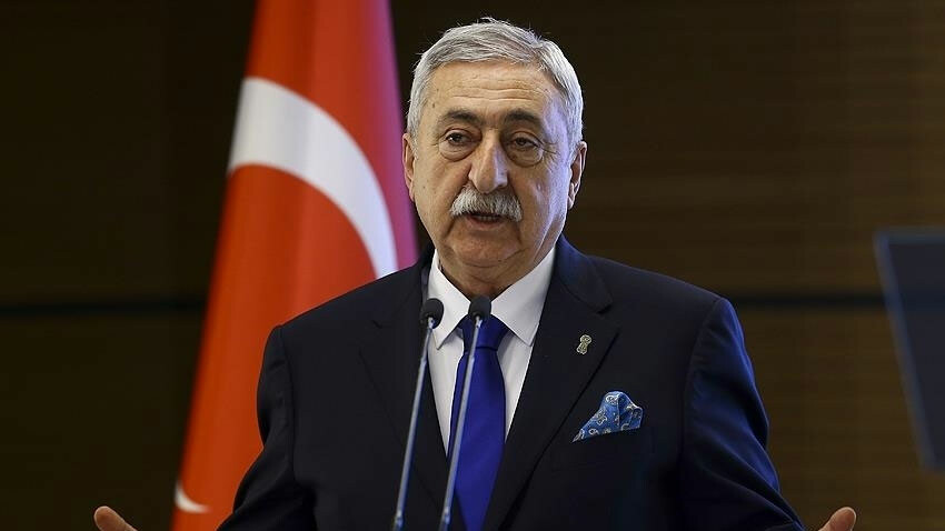 Altın rekor kırdı, sahtesi çoğaldı! Esnaf alırken de satarken de önemli püf noktaları sıraladı Türkiye Esnaf ve Sanatkarları Konfederasyonu (TESK) Genel Başkanı Bendevi Palandöken