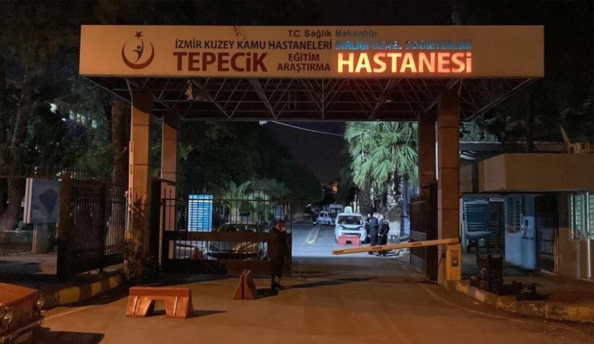 Cani koca dehşet saçtı: Çocuklarının gözü önünde defalarca annelerini bıçakladı Cani koca dehşet saçtı: Çocuklarının gözü önünde defalarca annelerini bıçakladı