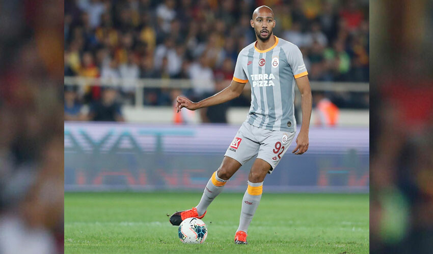 Nzonzi Süper Lig'e geri döndü! Fransız milli futbolcunun yeni adresi belli oldu Nzonzi Süper Lig'e geri döndü! Fransız milli futbolcunun yeni adresi belli oldu