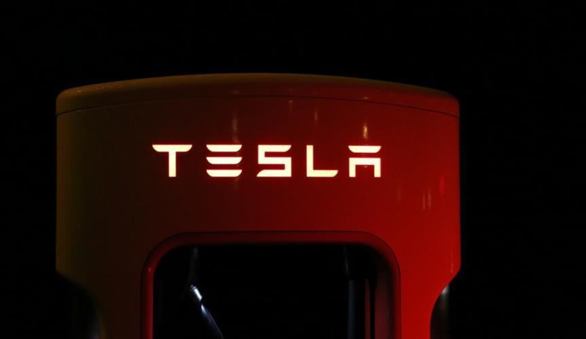 Tesla&#039;nın ses getiren ürününün tasarımı için çalıntı iddiası