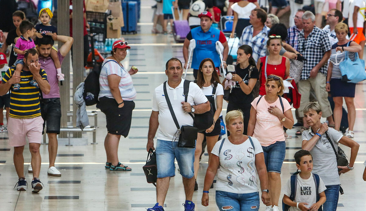 Türkiye’ye 7 ayda gelen ziyaretçi sayısı rekor yılını geride bıraktı Türkiye’ye 7 ayda gelen ziyaretçi sayısı rekor yılını geride bıraktı