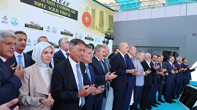 Cumhurbaşkanı Erdoğan: Ölmüş atı kamçılamanın kimseye faydası olmaz Erdoğan-Bitlis- toplu açılış